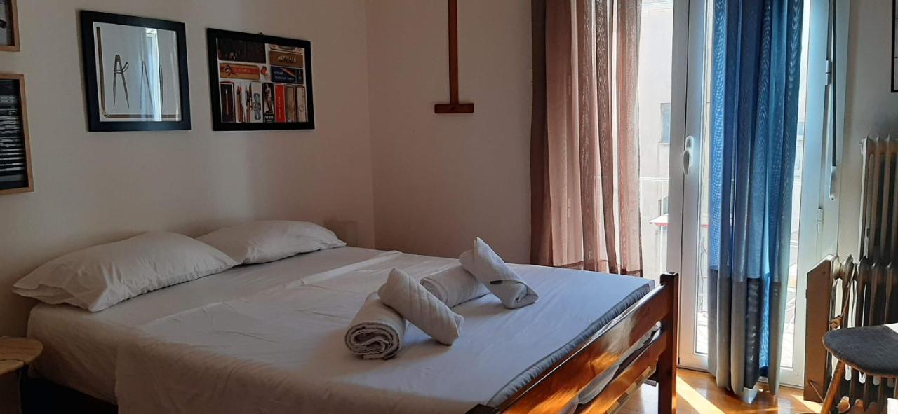 Central Museum Comfort Appartment Athena Bagian luar foto