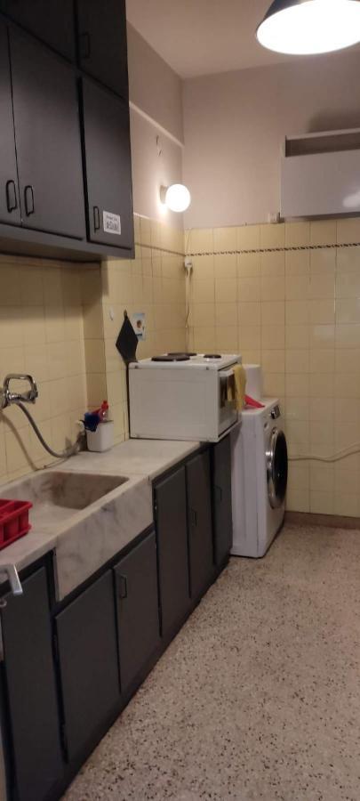 Central Museum Comfort Appartment Athena Bagian luar foto